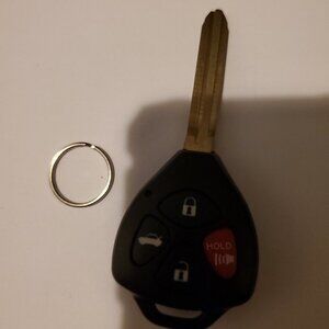 NEW TOYOTA FOB10989 REMOTE FOUR BUTTON KEY FOB CAR KEY KEYLESS